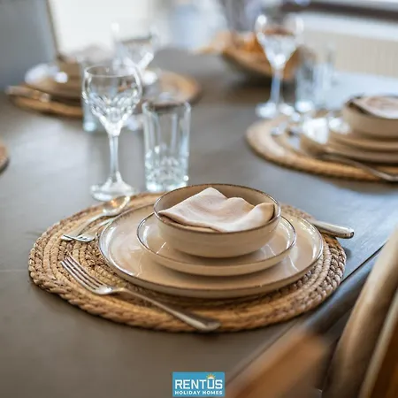 T'uzetje - With Pool In