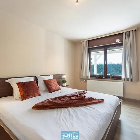 T'uzetje - With Pool In Villa Oostduinkerke